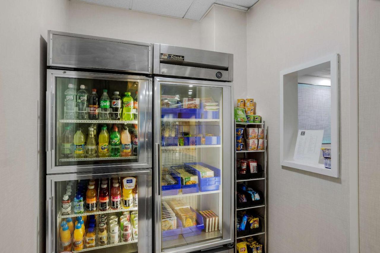 Comfort Inn & Suites Mt Laurel-Philadelphia Mount Laurel Esterno foto